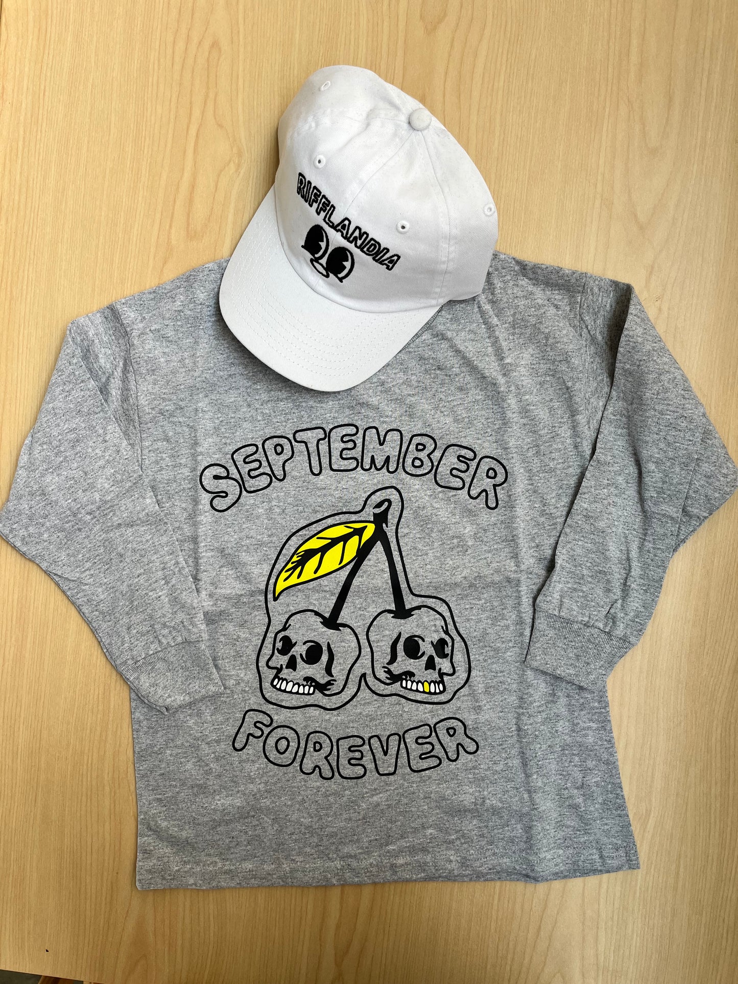 SEPTEMBER FOREVER CHERRY SKULLS