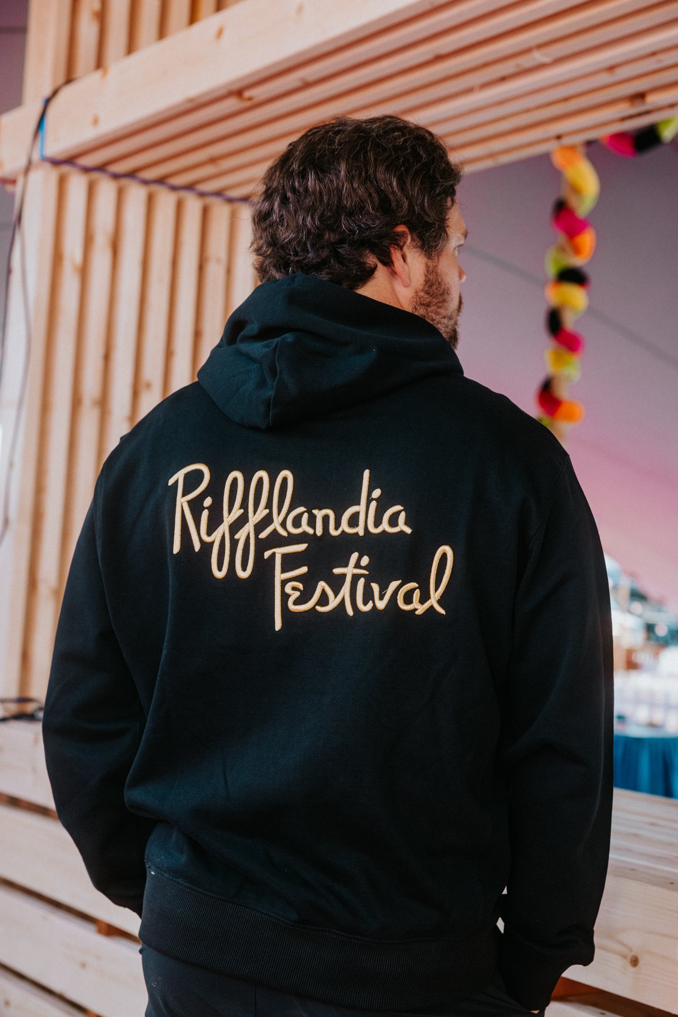 RIFF HILLS HOODIE